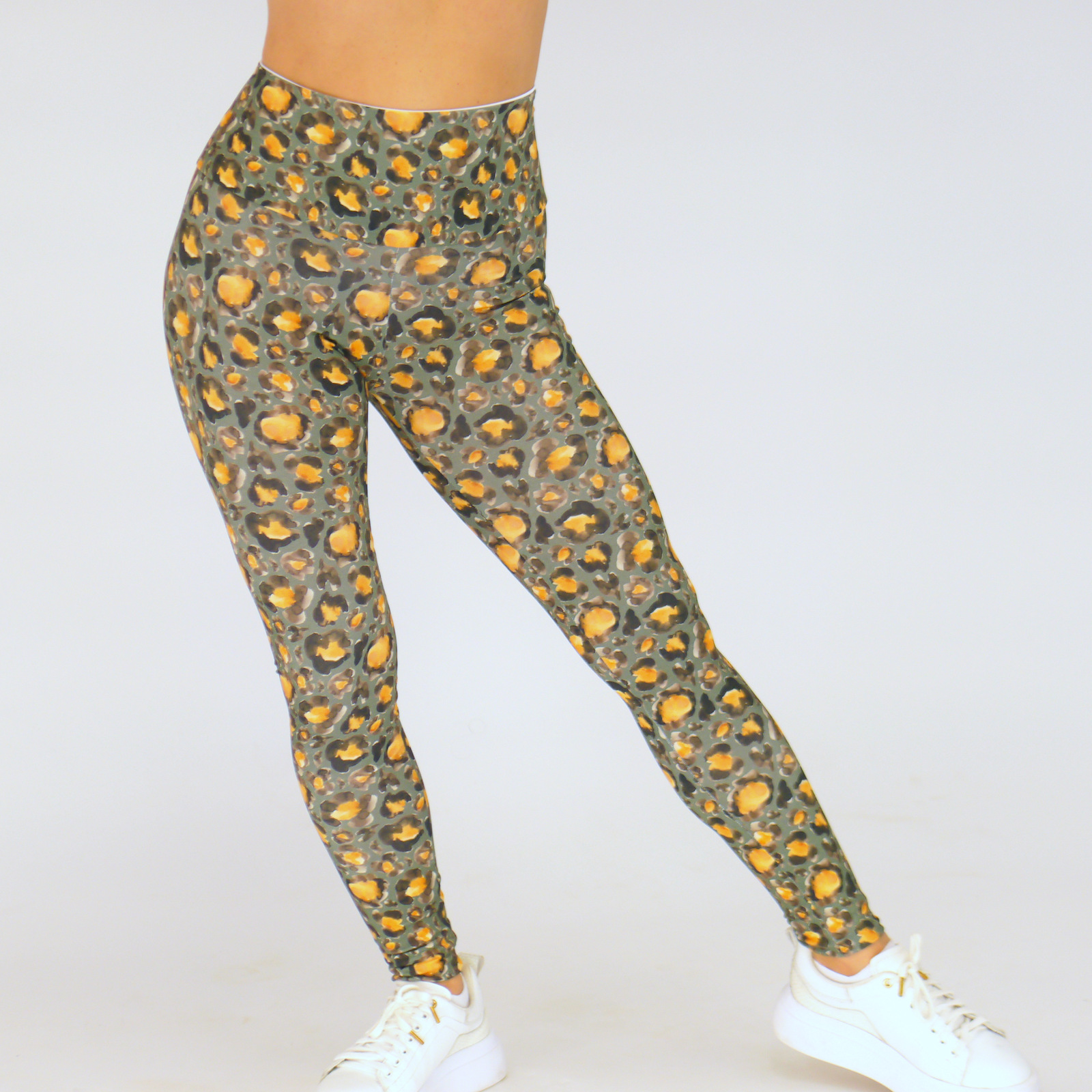 Leggings aus Baumwolljersey mit Tierprint in Grün-Gelb