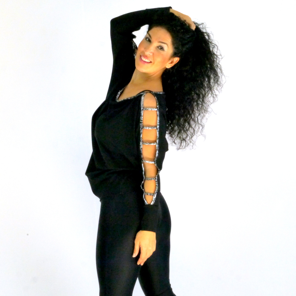 Schwarzes Oberteil mit Stegen - Cutouts