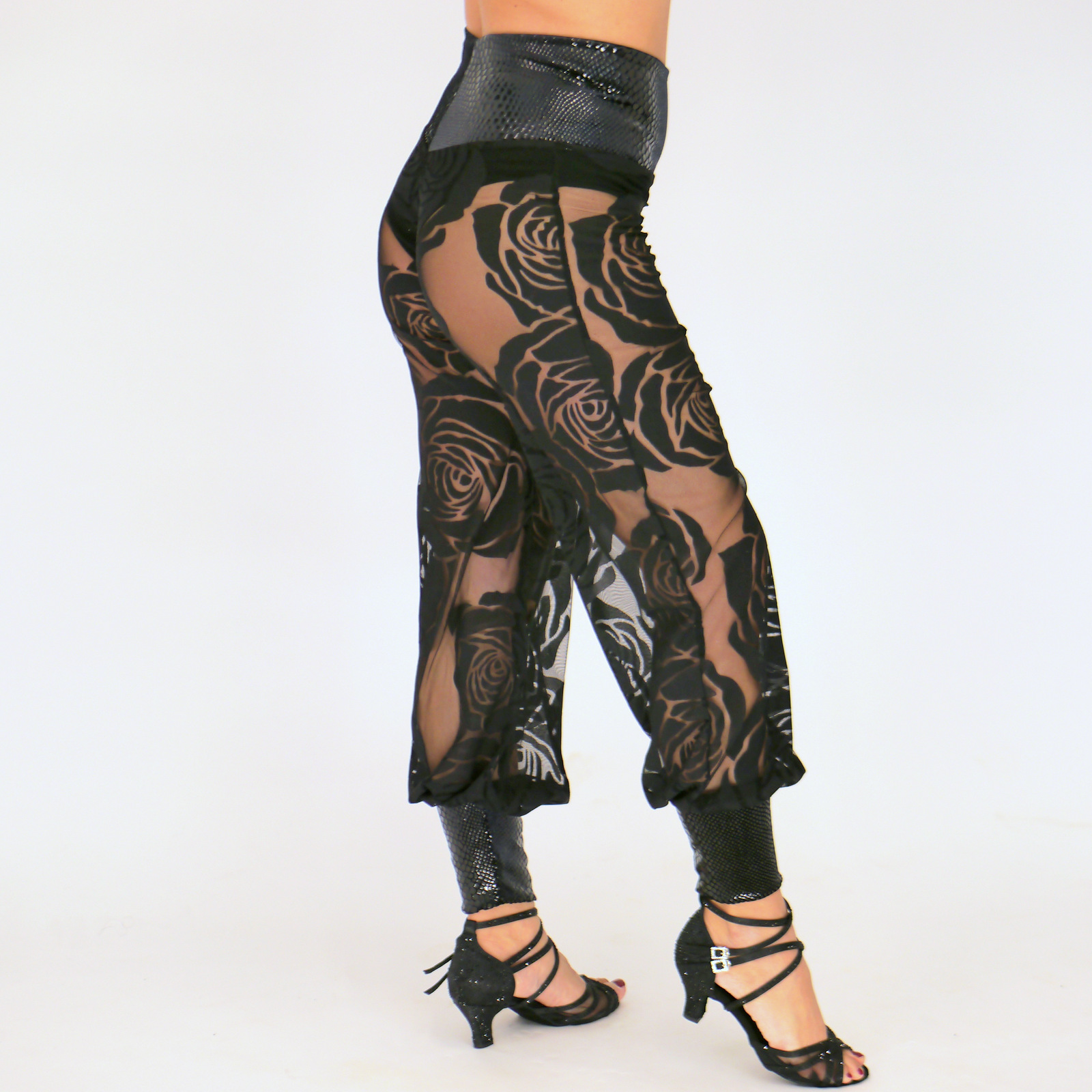 Spitzenhose mit hohen Bund aus Samt Stoff