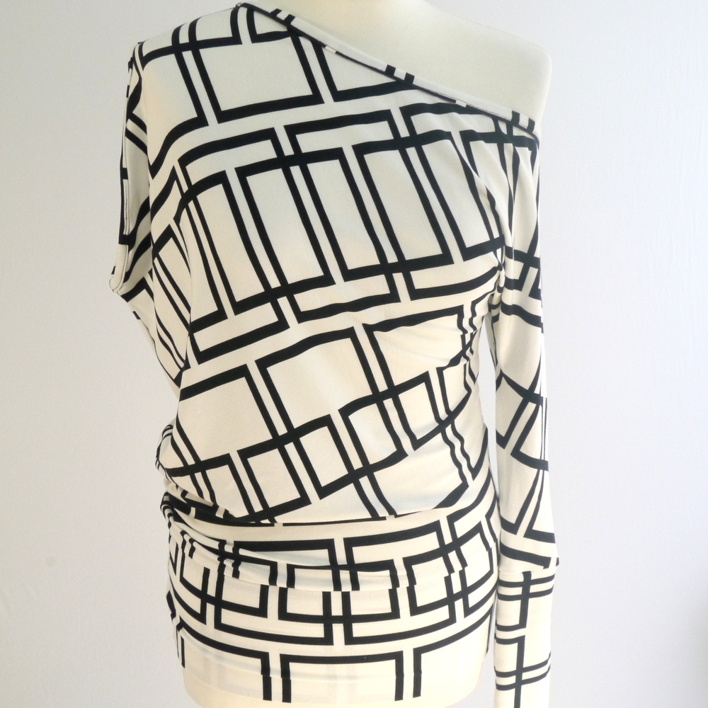 Oberteil white boxes singlesleeve