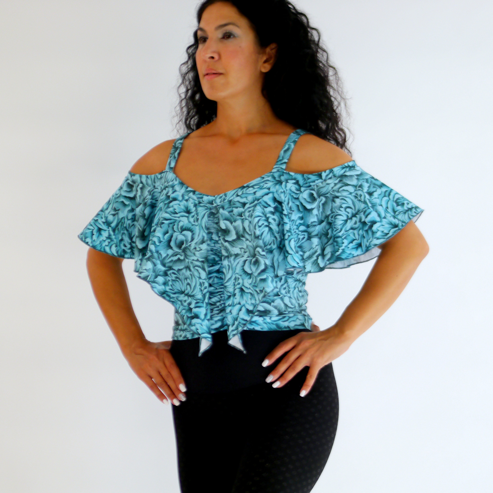 Bluse in blau mit Rüschen, Crop Top, Rüschen Crop Top Damen, Carmenoberteil, Schulterfrei