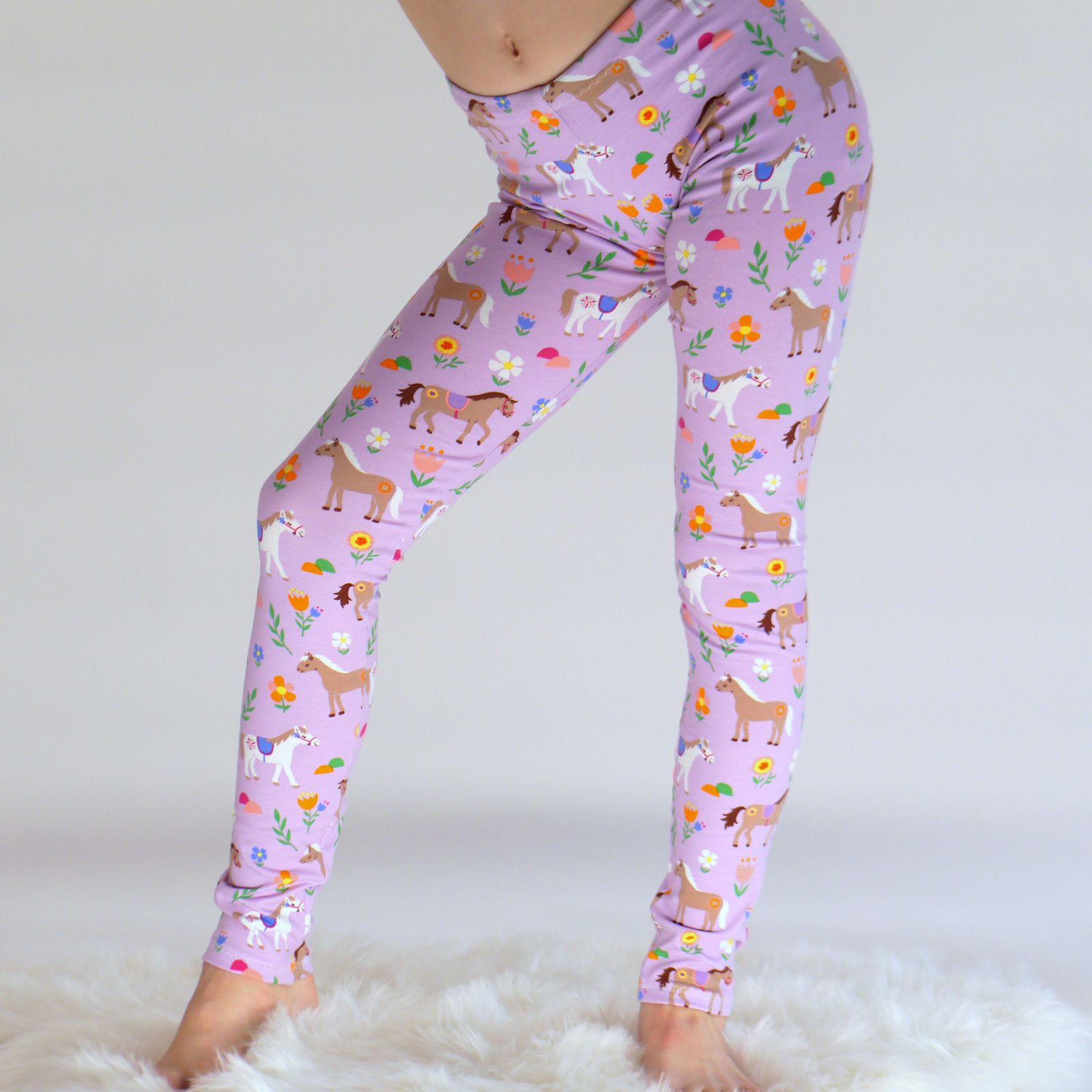 Leggings für Mädchen mit Pferdemuster