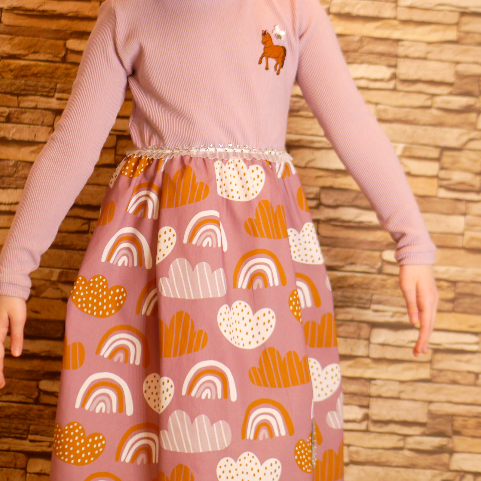 Mädchenkleid aus Baumwolle und Elastische Cord