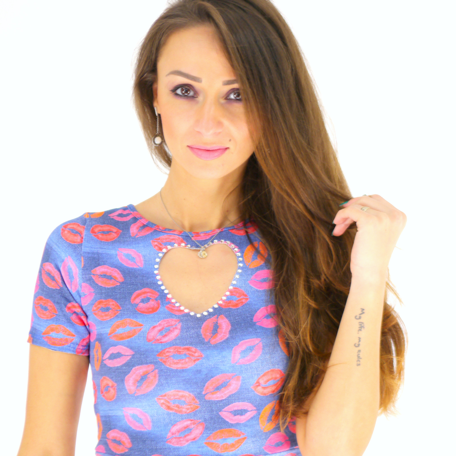 Buntes T-Shirt aus Baumwolle