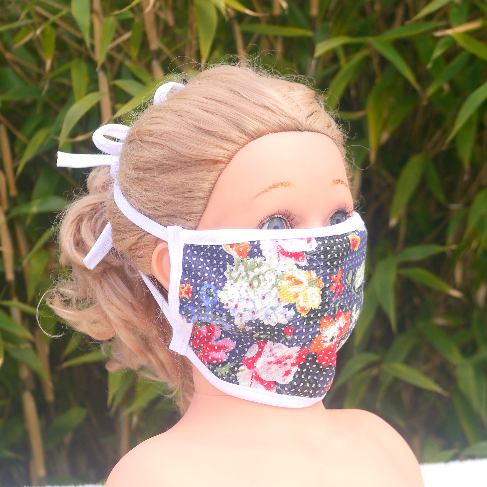 Wiederverwendbare Mund und Nasen Maske zum Binden aus Baumwolle Motiv Blumen