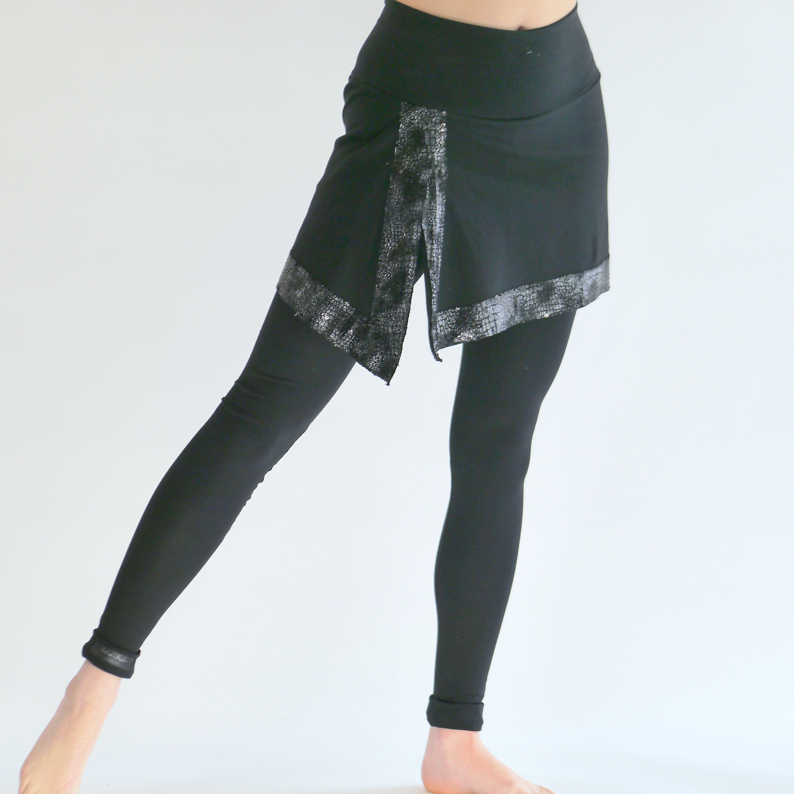 Schwarze Leggings aus Baumwolle mit Rock