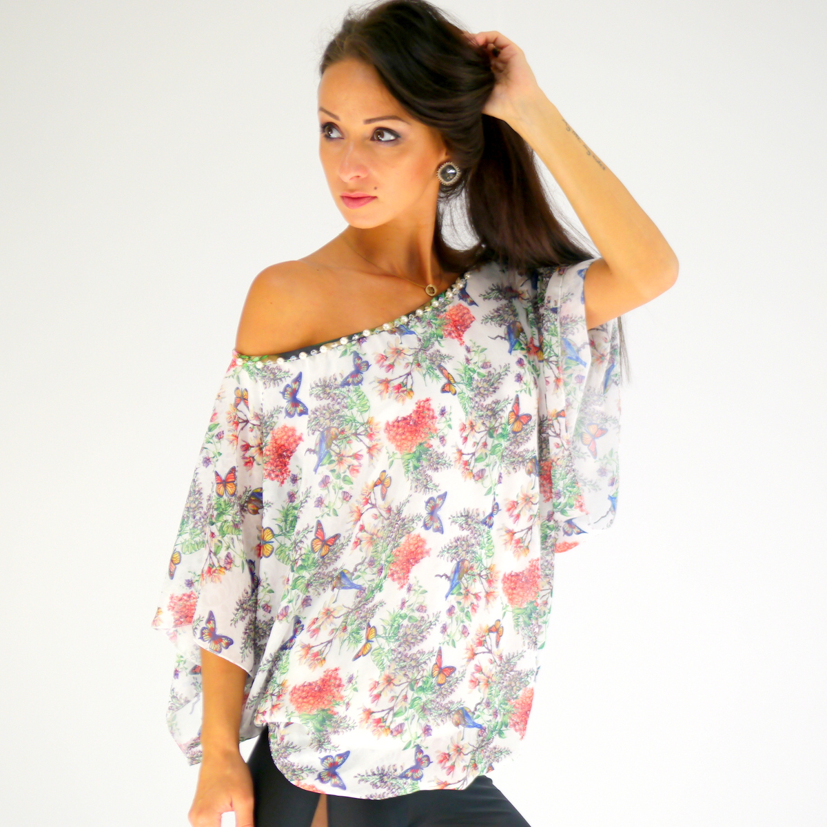 Schmetterling Oberteil aus Chiffon und Baumwolle / Tunika / Weiße geblümte Bluse