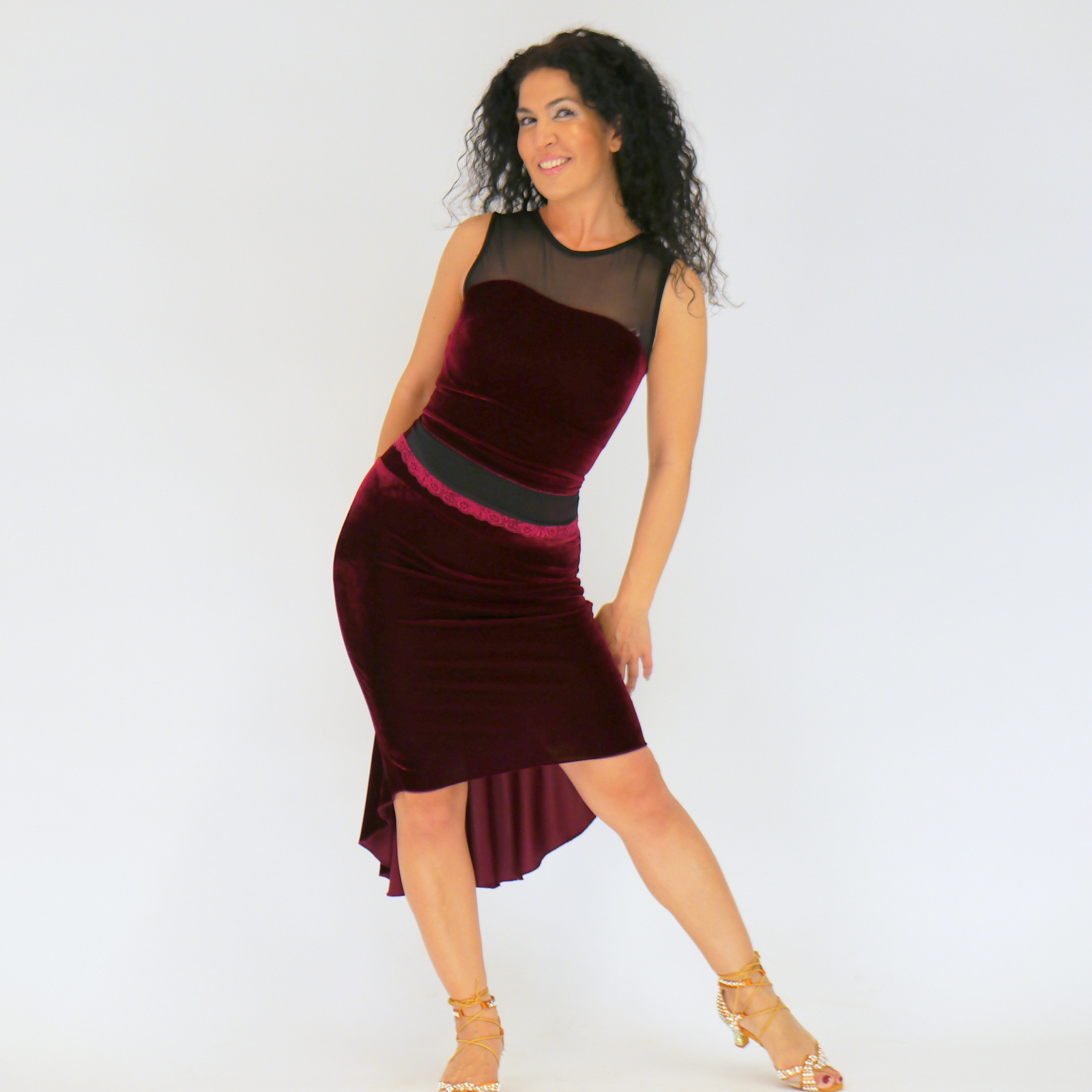 2 Teiler aus Samt / Kleid aus Samt / Oberteil aus Samt / Kleid aus Samt in dunkelrot-Bordeaux